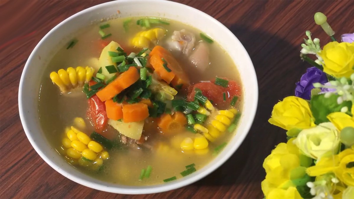 2 cách nấu canh bắp hầm xương và nấu nấm ngon ngọt bổ dưỡng dễ làm