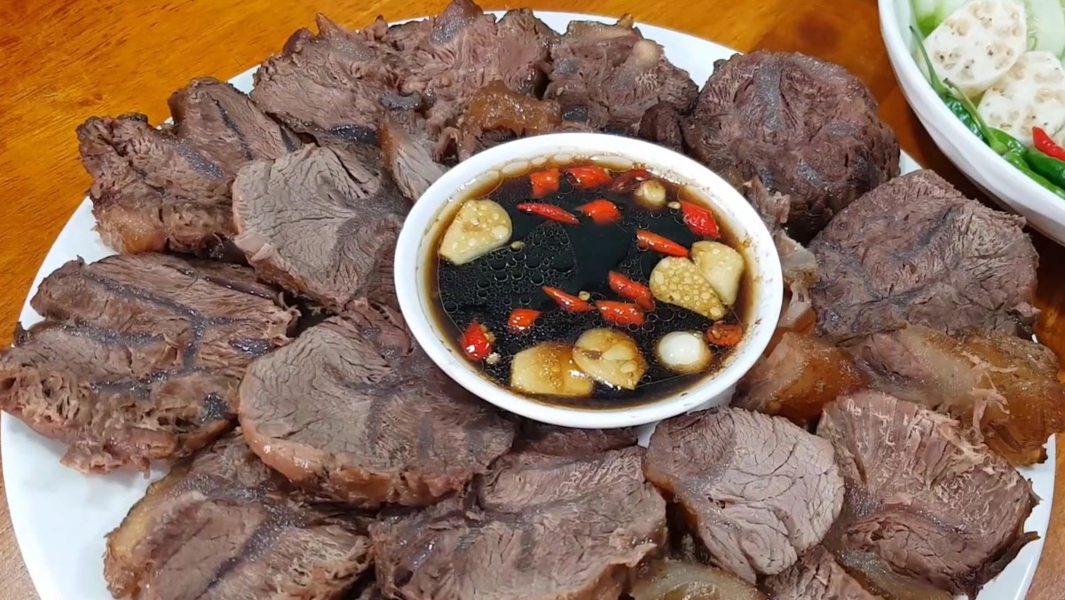 Cách làm bắp bò hầm xì dầu (nước tương) bằng nối áp suất thơm ngon hấp dẫn