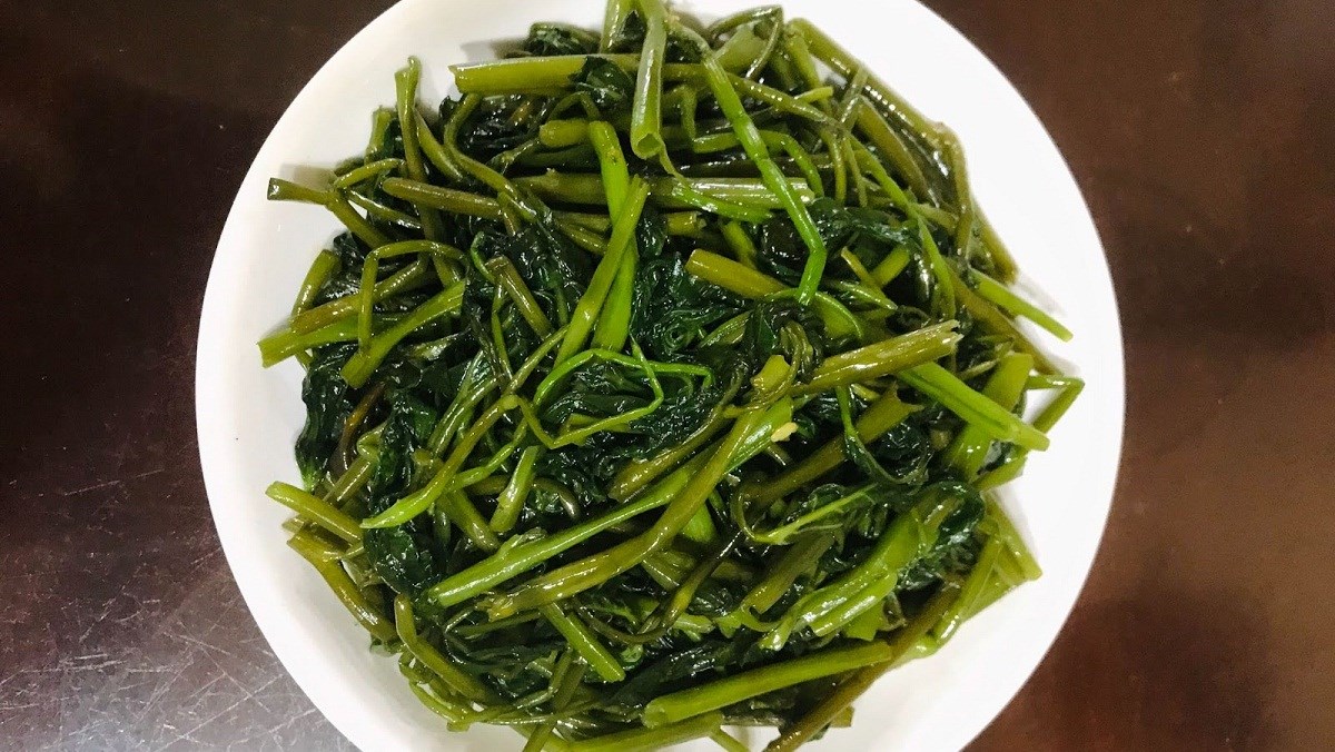 cach-lam-rau-muong-xao-dau-hao-thom-ngon-chuan-vi-cho-bua-an-avt-1200x676-2 Rau muống xào dầu hào