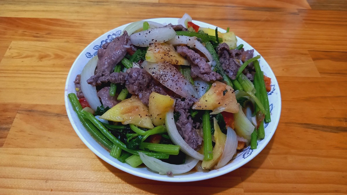 Cách làm món thịt bò xào chua ngọt đơn giản mà hao cơm lại dinh dưỡng vô cùng Cách làm món thịt bò xào chua ngọt đơn giản mà hao cơm lại dinh dưỡng vô cùng
