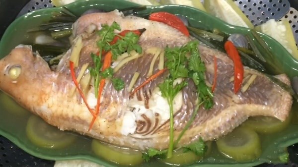 Cách làm cá diêu hồng hấp bầu thơm ngon ngọt mát đơn giản Cách làm cá diêu hồng hấp bầu thơm ngon ngọt mát đơn giản