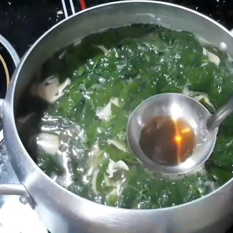 nau-canh-37 Bước 2 Nấu canh Canh rau ngót chay đậu hũ nấm rơm