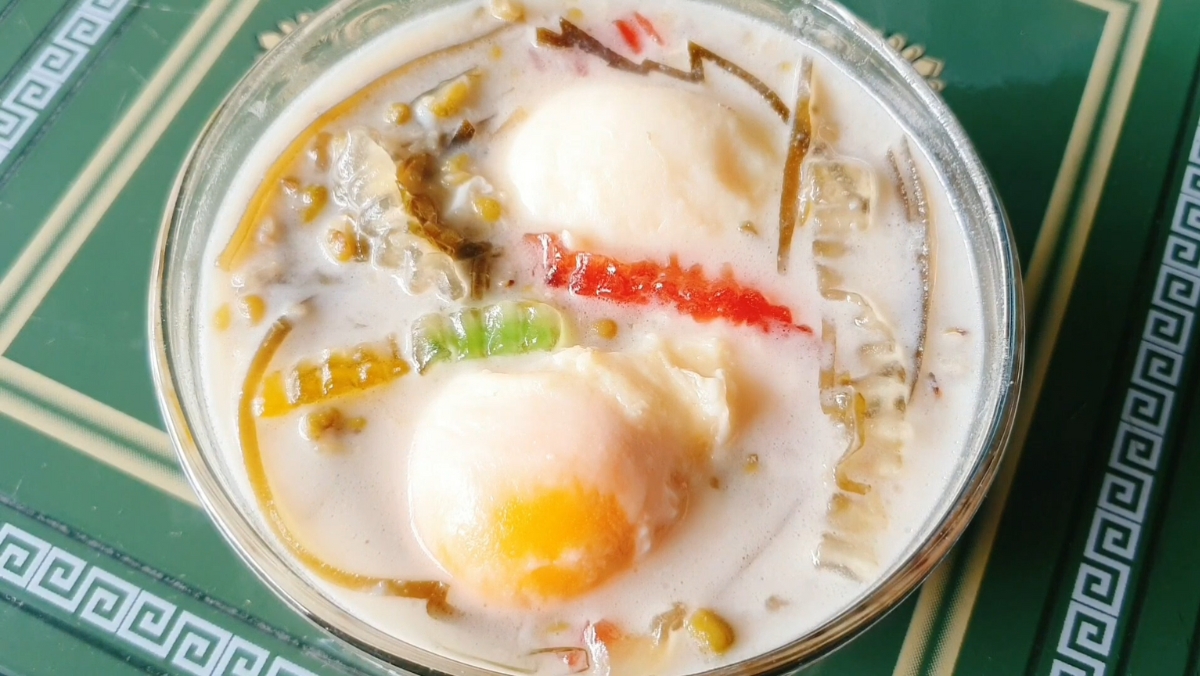 Cách nấu chè hột vịt bùi béo dẻo thơm, lạ miệng, ngon nức tiếng miền Tây Cách nấu chè hột vịt bùi béo dẻo thơm, lạ miệng, ngon nức tiếng miền Tây