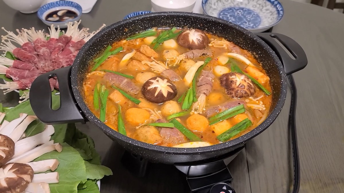 2 cách nấu lẩu bò kim chi chua cay ngon hấp dẫn dễ làm cho bữa tiệc 2 cách nấu lẩu bò kim chi chua cay ngon hấp dẫn dễ làm cho bữa tiệc