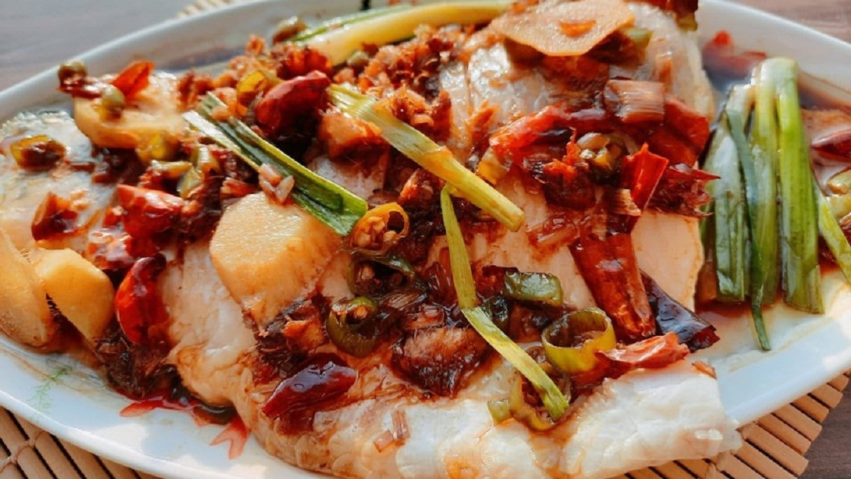 Cá chép hấp bia