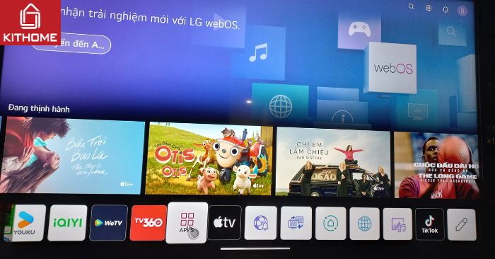 Bước 1: Từ màn hình chính của thiết bị, chuyển chuột đến mục LG Content Store (hoặc Apps với một số thiết bị). Bước 1: Từ màn hình chính của thiết bị, chuyển chuột đến mục LG Content Store (hoặc Apps với một số thiết bị).
