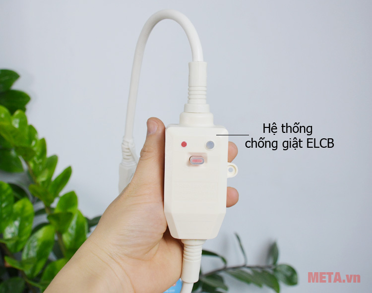 Bình nóng lạnh Ariston AN LUX 6 BE 1.5 FE 6 lít Bình nóng lạnh Ariston AN LUX 6 BE 1.5 FE 6 lít