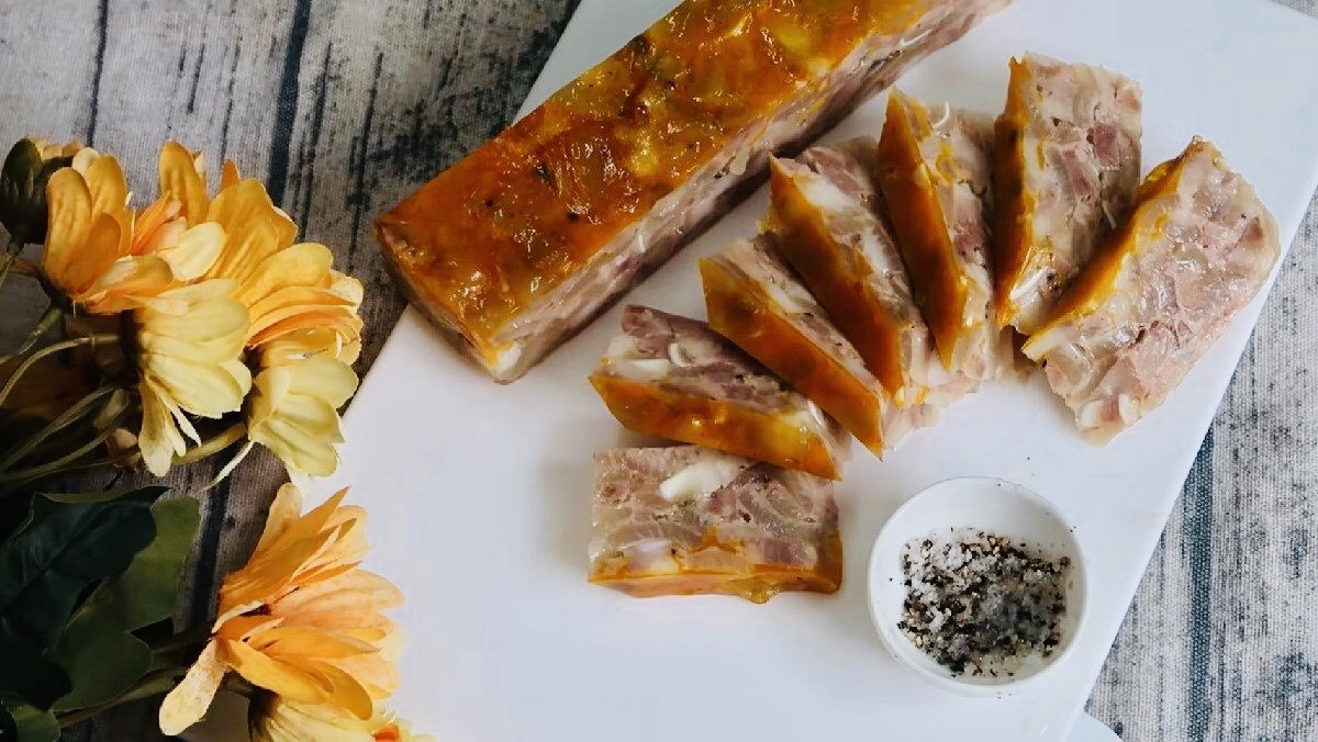 chả tai heo