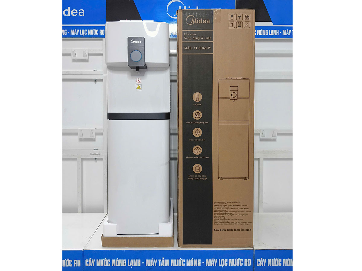 Midea YL2036S-W dùng tiết kiệm điện Midea YL2036S-W