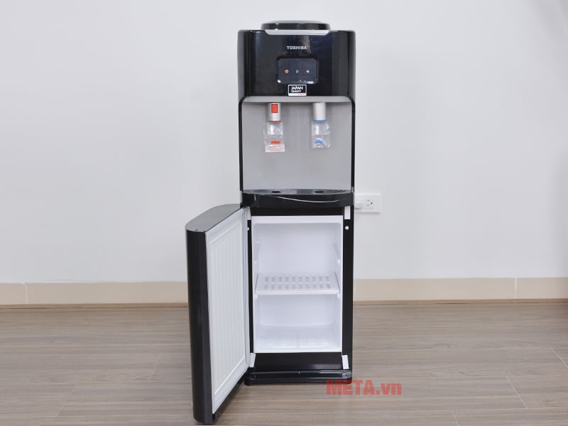 Toshiba RWF-W1664TV(K1) có khoang chứa đồ tiện ích Toshiba RWF-W1664TV(K1) có khoang chứa đồ tiện ích