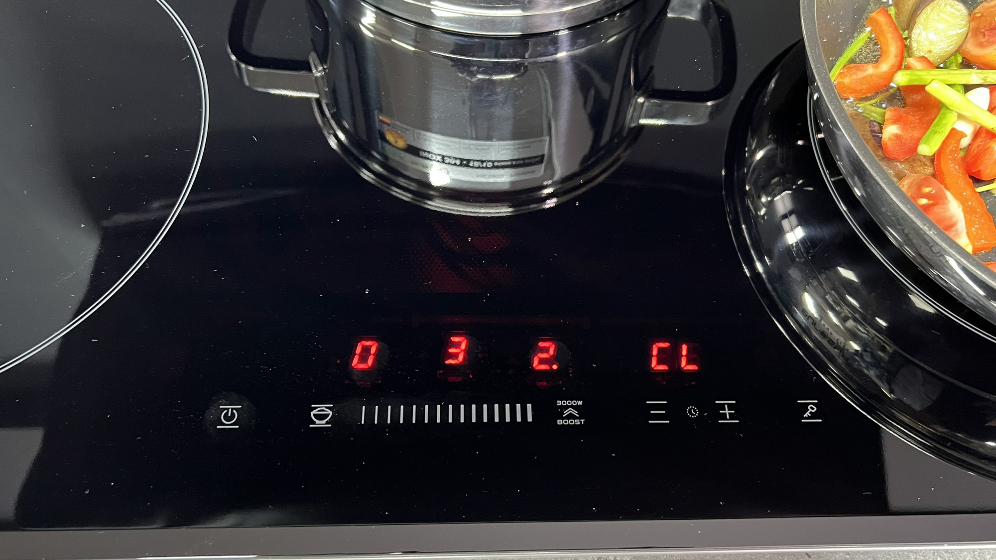 model-bep-tu-eurosun-eu-t881g7 Bếp từ Eurosun EU-T881G