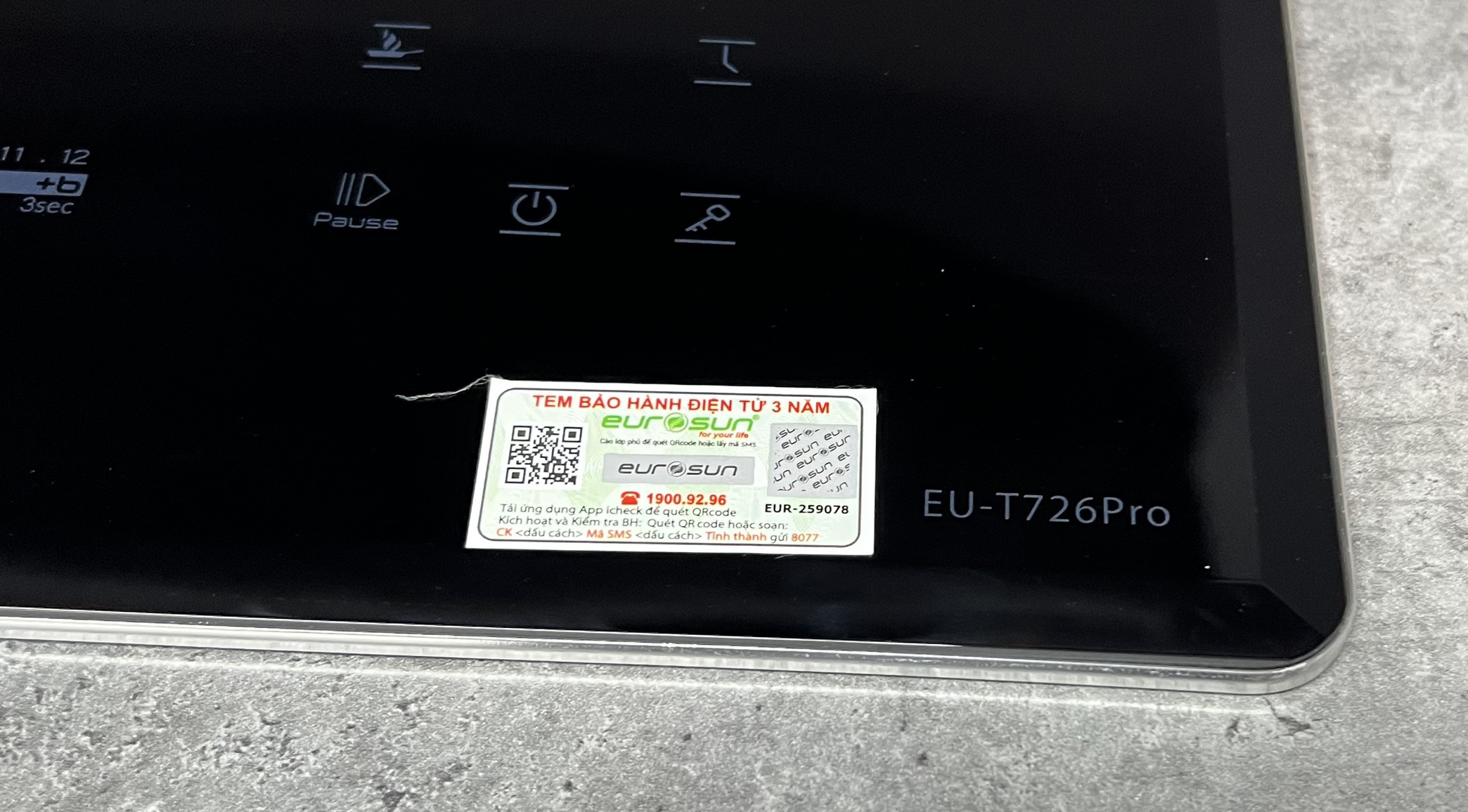 phoi-canh-bep-tu-eurosun-eu-t726pro Bếp từ Eurosun EU-T726Pro