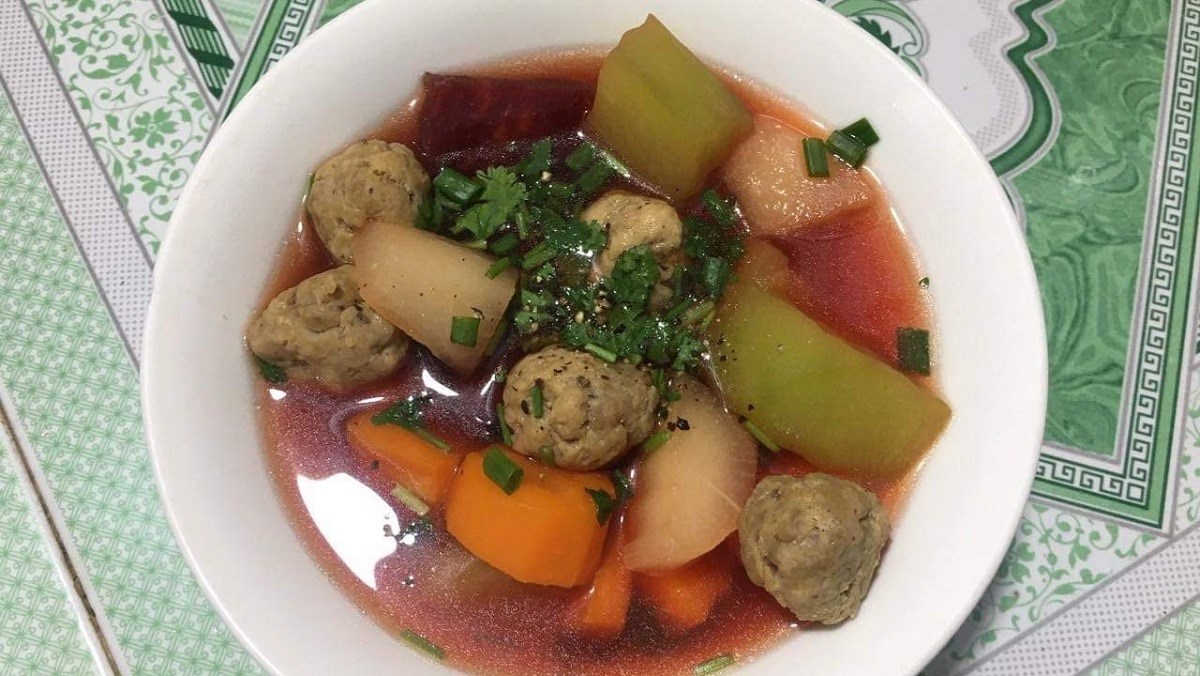 Cách làm canh thịt viên rau củ dinh dưỡng, thanh mát Cách làm canh thịt viên rau củ dinh dưỡng, thanh mát