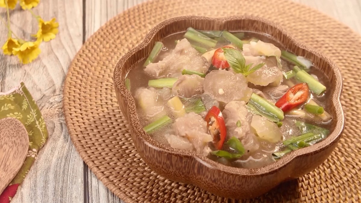 2 cách nấu canh gân bò mềm thơm, nóng hổi, hấp dẫn 2 cách nấu canh gân bò mềm thơm, nóng hổi, hấp dẫn