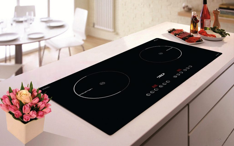 Bếp từ âm là loại bếp được đặt chìm dưới mặt bàn bếp Bếp từ âm là loại bếp được đặt chìm dưới mặt bàn bếp