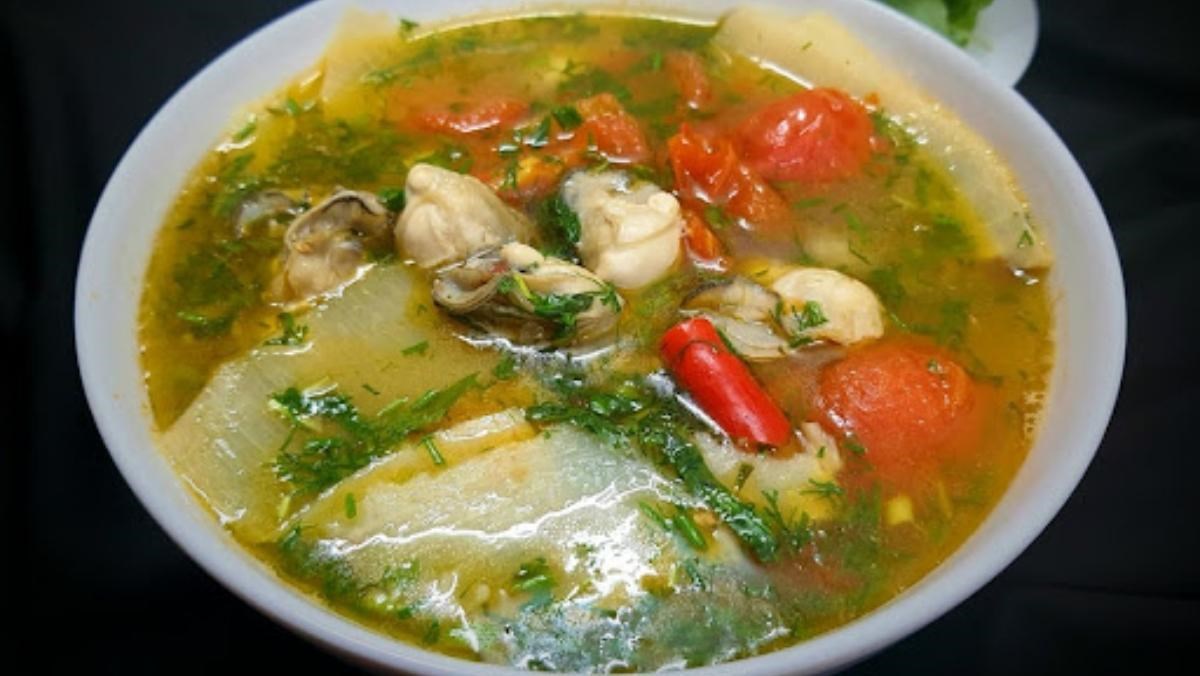 Canh hàu nấu măng chua