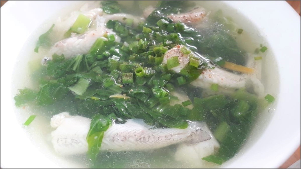 Canh cá khoai rau cải ngọt