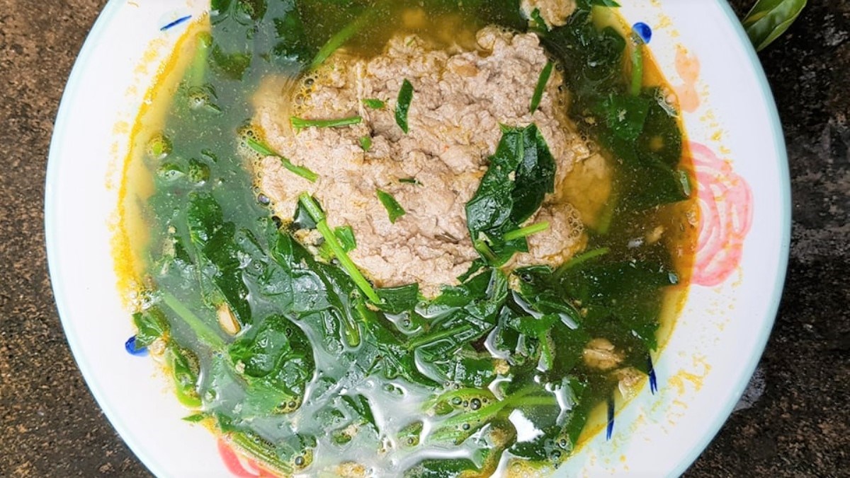 canh cua rau mồng tơi chuẩn vị, cực kì hấp dẫn 