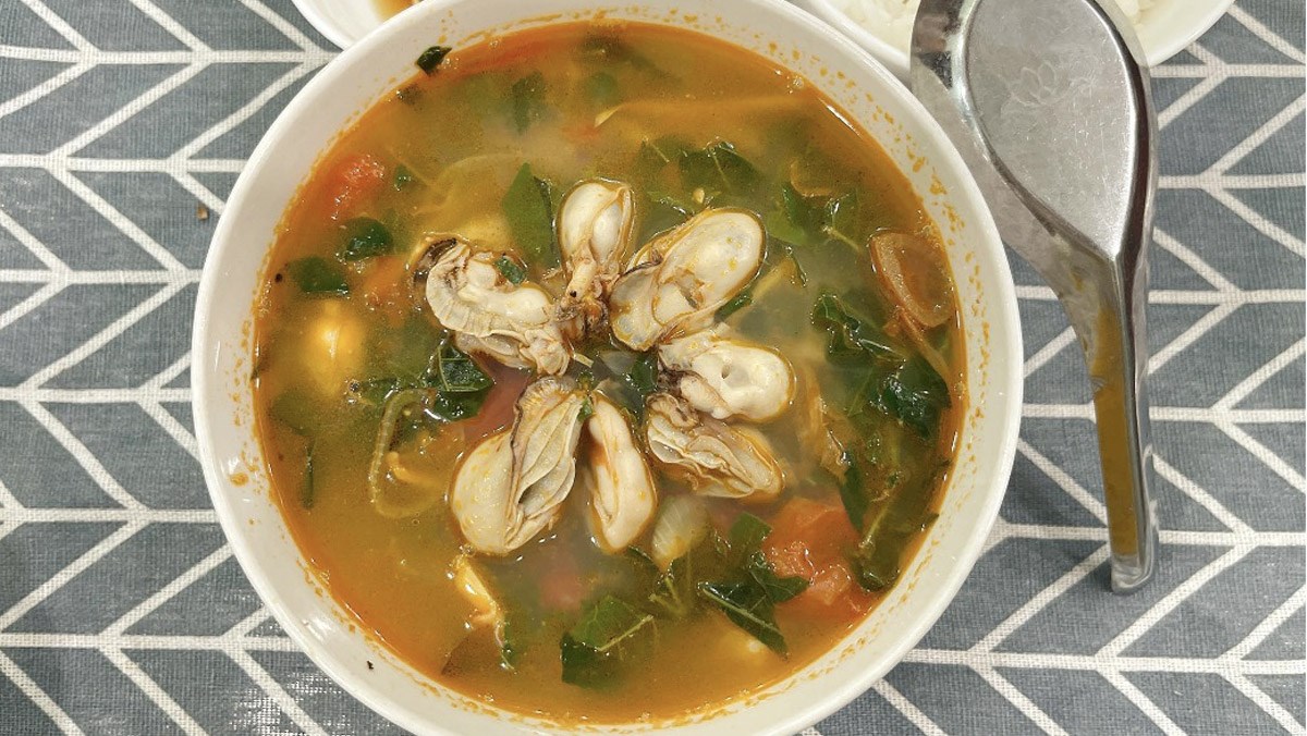 cach-nau-canh-hau-la-lot-chua-ngot-thanh-mat-dam-bao-khong-avt-1200x676-2 Canh hàu lá lốt