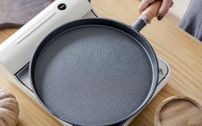 Nhược điểm của chảo gang bếp từ