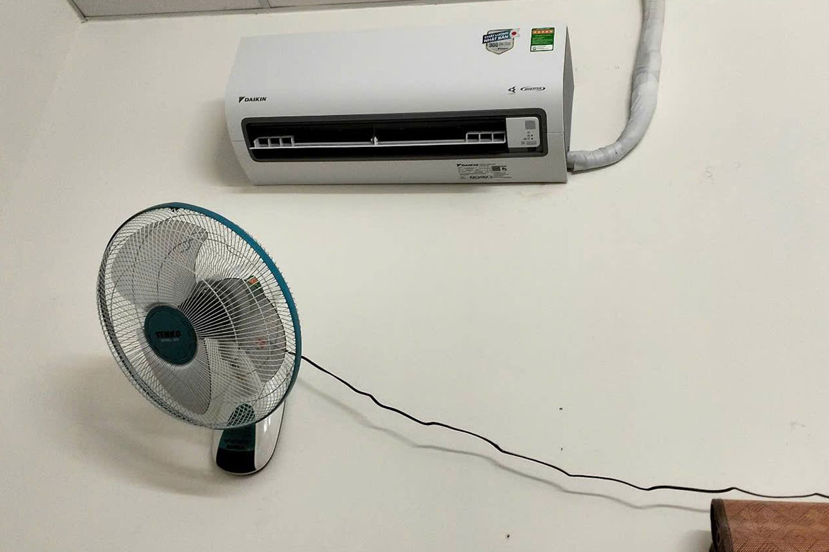 Điều hòa Daikin 1 chiều 2200btu FTKF60ZVMV giúp làm mát dễ chịu, không khô da với Humi Comfort Điều hòa Daikin 1 chiều 2200btu FTKF60ZVMV giúp làm mát dễ chịu, không khô da với Humi Comfort