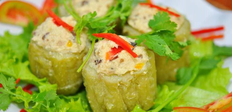 mon-chay-ngay-tet-don-gian-nhung-lai-ngon-1-760x367-2 Nộm thập cẩm chay và canh khổ qua chay