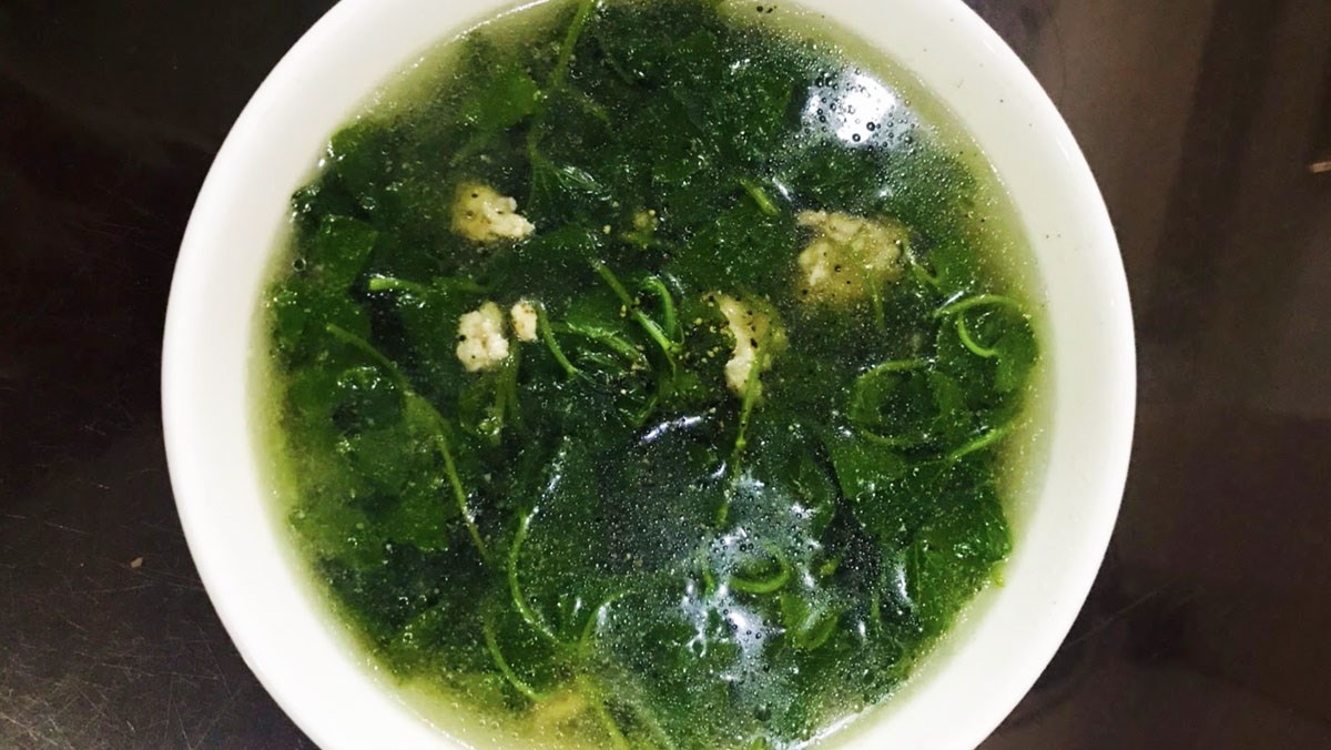 Cách nấu canh rau má thịt bằm thơm ngon ngọt nước thanh mát cho cả nhà Cách nấu canh rau má thịt bằm thơm ngon ngọt nước thanh mát cho cả nhà
