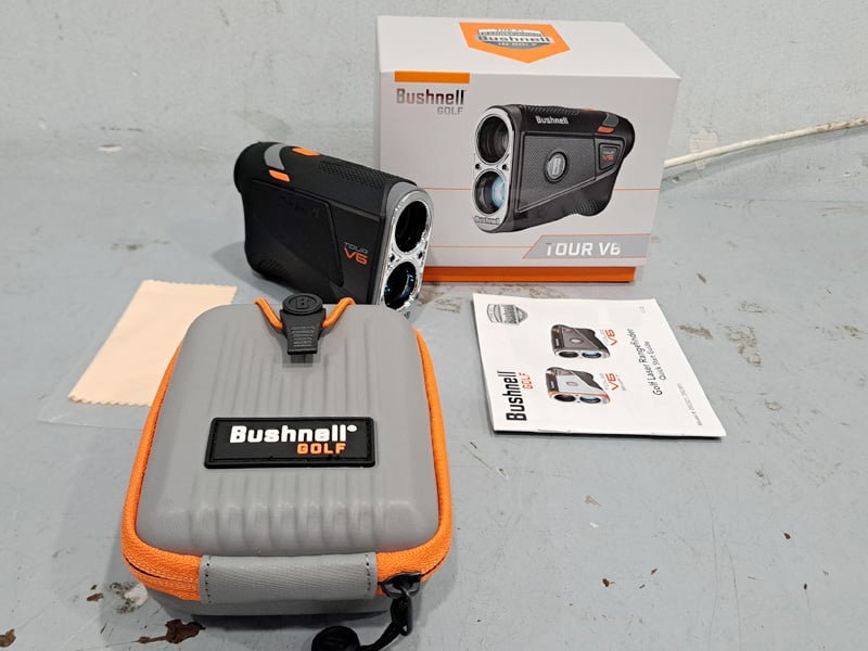 ong-nhom-do-khoang-cach-bushnell-tour-v6-1 Ống nhòm đo khoảng cách Bushnell Tour V6