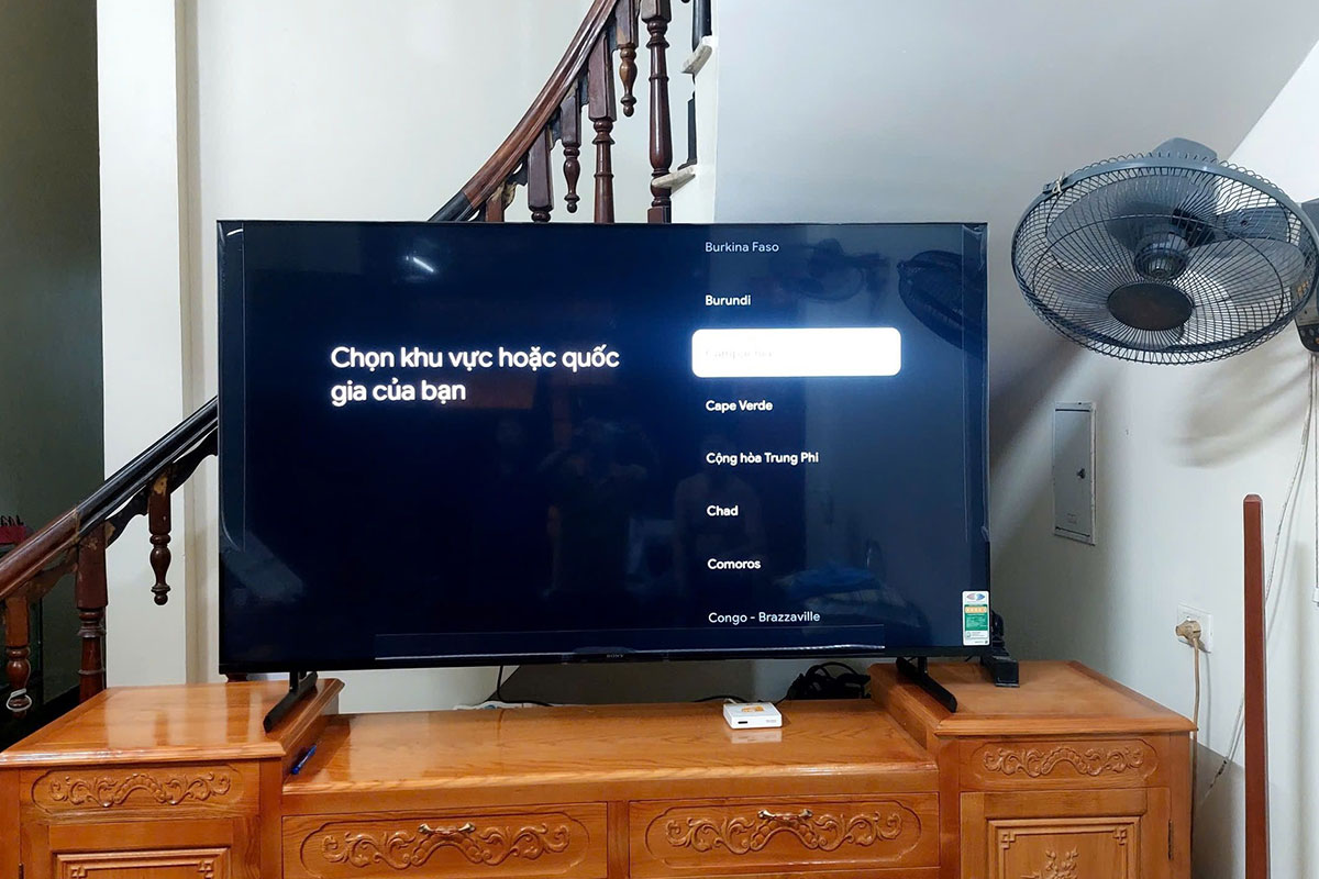 Đánh giá về thiết kế của google tivi Sony K-75S20M2 4K 75 inch Review chi tiết Sony K-75S20M2: Smart Tivi 4K 75 inch có gì đáng chú ý?