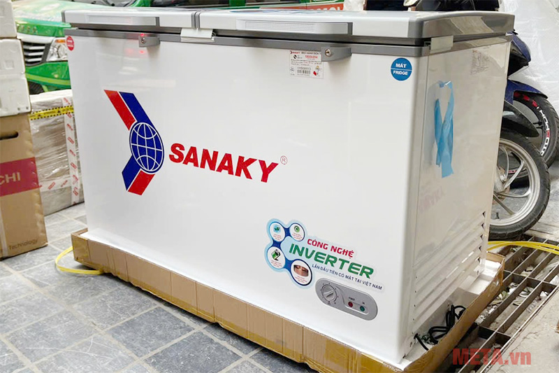 Tủ đông 2 ngăn 2 cánh Sanaky Inverter VH-5699W3 400 lít