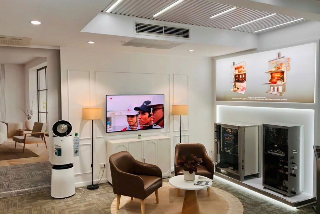 Tận hưởng Ax88 one giaitri tructuyen mát lạnh, yên tĩnh với điều hòa âm trần nối ống gió LG Inverter ZBNQ09GL1A0/ZUAA1