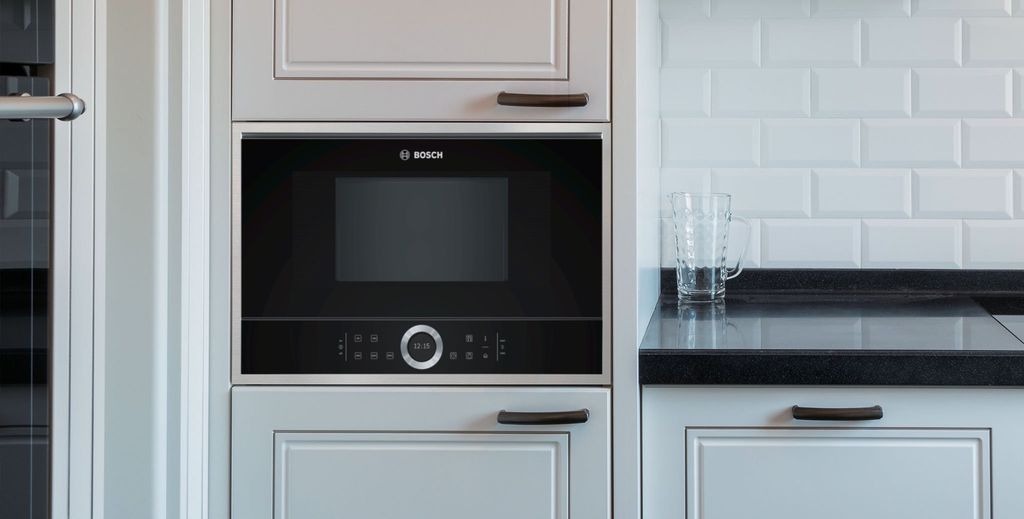 Lò vi sóng Bosch BFL634GB1 Series 8 21L: Đánh giá chi tiết và ưu điểm nổi bật | Ax88com