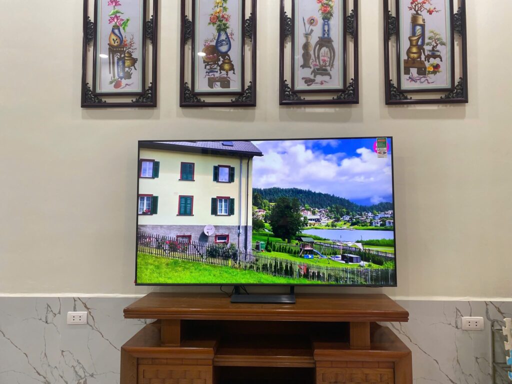 Smart tivi Samsung 43 inch 4K UA43U8500FKXXV giá bao nhiêu?