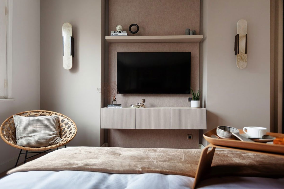 tivi-trong-phong-ngu Kết luận: Smart tivi LG 50 inch 50QNED81ASA là sự lựa chọn không thể bỏ qua cho phòng dưới 20m2