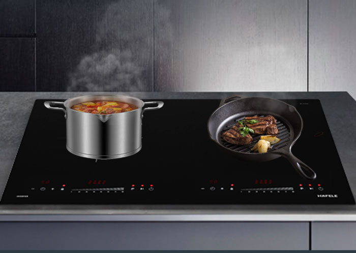 Bếp từ Hafele HC-I2732A (536.61.726) được tích hợp 2 vùng nấu có công suất lớn giúp nấu ăn nhanh